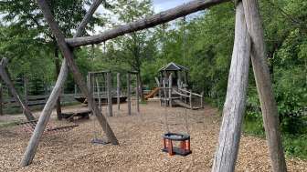 Aire de jeux en forêt Engeweiher