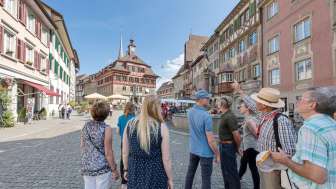  Visite guidée de la vieille ville Stein am Rhein "Retour à l époque médiévale".