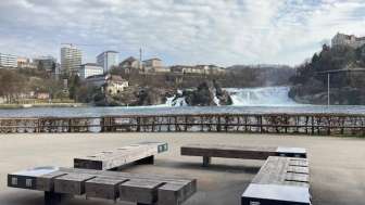 E-Lounge station de recharge pour vélos Rheinfall 