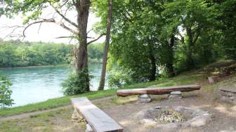 Aire de barbecue Niederholz